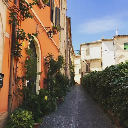 Bed and breakfast La Dimora Del Capitano 3*