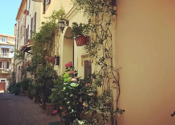 La Dimora Del Capitano Bed & Breakfast Fabriano